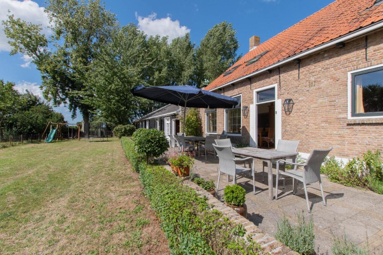 Vila Landelijk Gelegen Familieboerderij Oudelande Exteriér fotografie