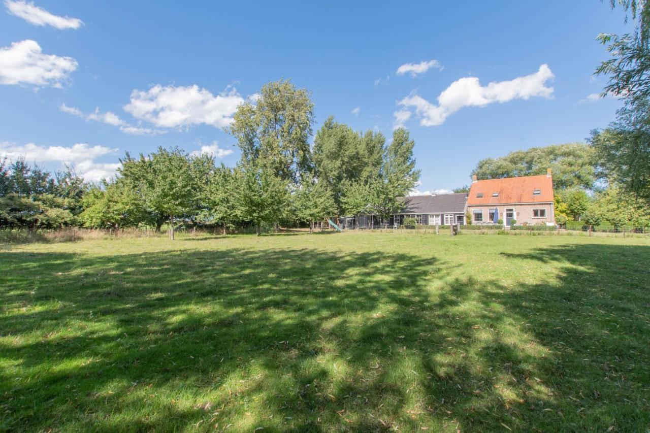 Vila Landelijk Gelegen Familieboerderij Oudelande Exteriér fotografie