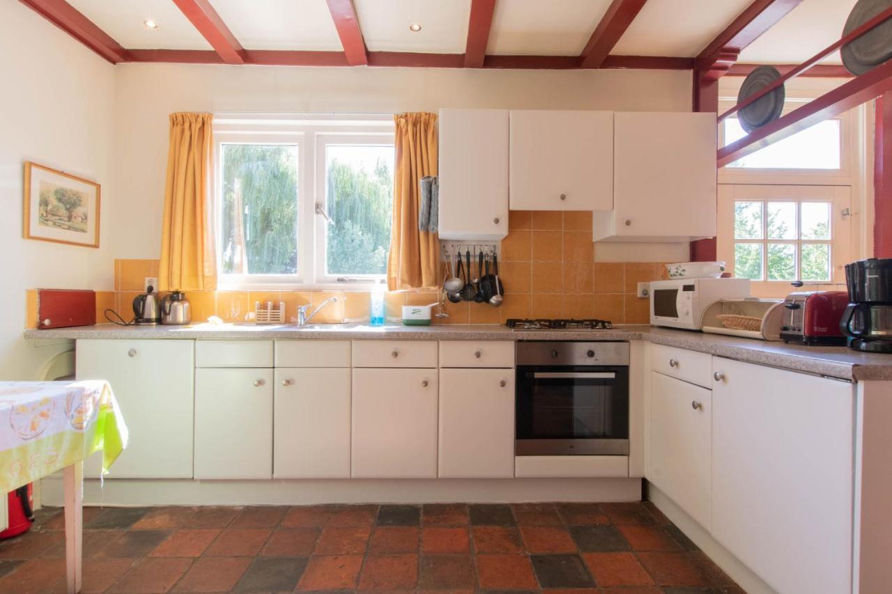 Vila Landelijk Gelegen Familieboerderij Oudelande Exteriér fotografie
